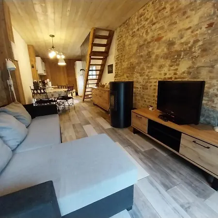 Nyaraló La Grange *